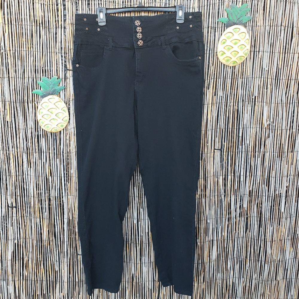 Fashion 2 love high waisted jeans